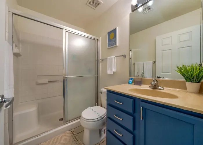 Kino, Sleeps 8, 4 Bedroom 2 Ba, Garage, Fenced *